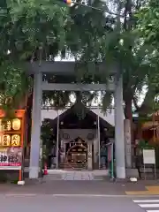 波除神社（波除稲荷神社）の鳥居