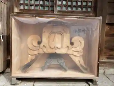 雄山神社前立社壇の芸術