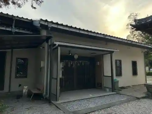 大木神社の{uncategorized: "未分類", other: "その他", undefined: "問題あり", building: "その他建物", grave: "お墓", sacred_gate: "鳥居", guardian: "狛犬", statue: "像", buddha: "仏像", history: "歴史", nature: "自然", garden: "庭園", animal: "動物", pagoda: "塔", temizu: "手水舎", mountain_gate: "山門・神門", sanctuary: "本殿・本堂", subordinate: "末社・摂社", art: "芸術", scenery: "景色", jizo: "地蔵", ema: "絵馬", goshuin: "御朱印", omikuji: "おみくじ", items: "授与品その他", amulet: "お守り", goshuincho: "御朱印帳", eats: "食事", festival: "お祭り", votive_dance: "神楽", shichigosan: "七五三参", wedding: "結婚式", experience: "体験その他", initially: "初詣", around: "周辺", anti_infection: "感染症対策"}