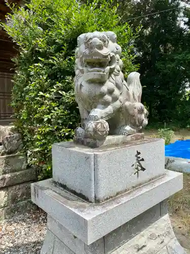 網戸神社の狛犬