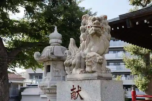 御嶽神社の狛犬