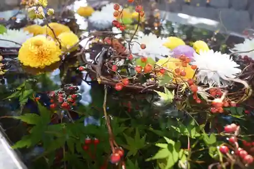 東海市熊野神社の手水舎