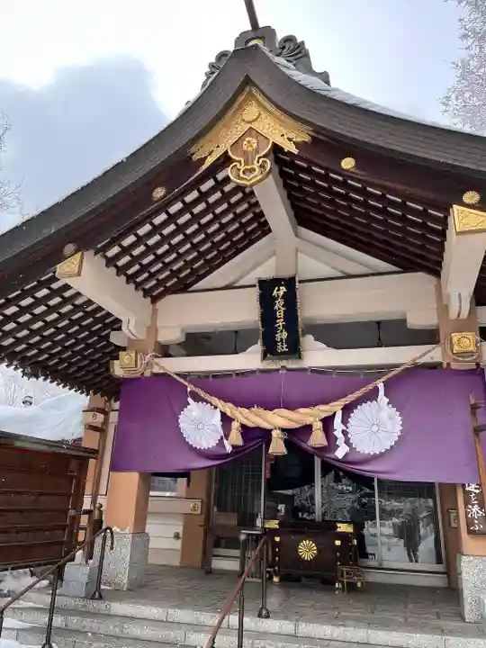 彌彦神社 (伊夜日子神社)の本殿・本堂