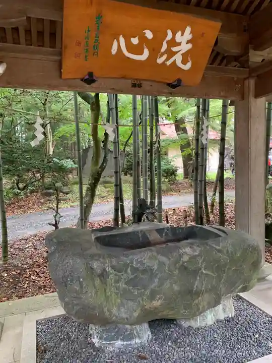 志賀理和氣神社の手水舎