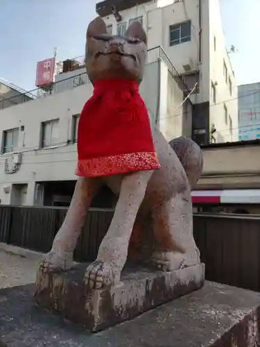 三輪神社の狛犬