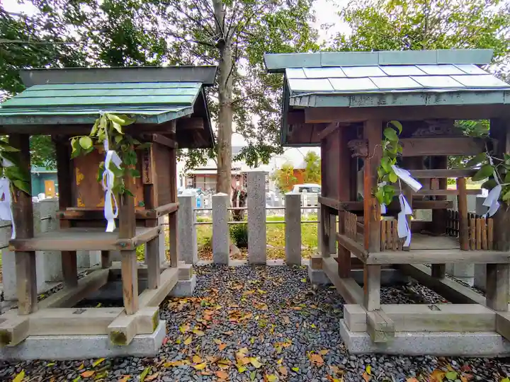 白山社(川井町)の末社・摂社