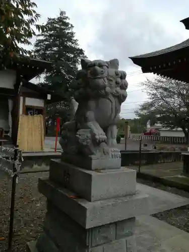 結城諏訪神社の狛犬