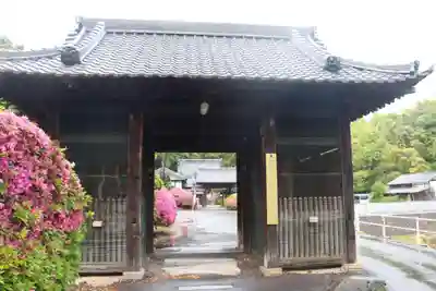 延命寺の山門・神門