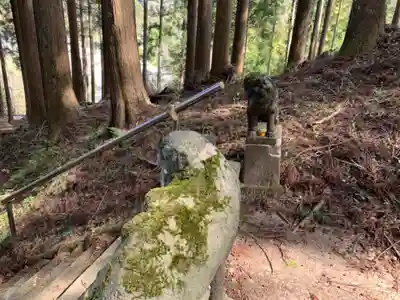 八幡神社の狛犬
