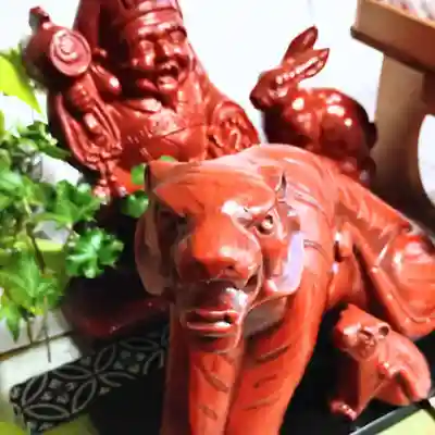 彌彦神社　(伊夜日子神社)の像