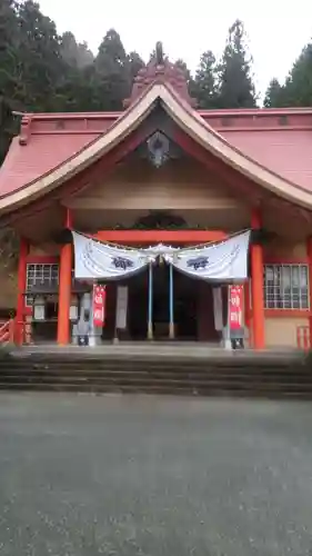 尾崎神社の本殿・本堂