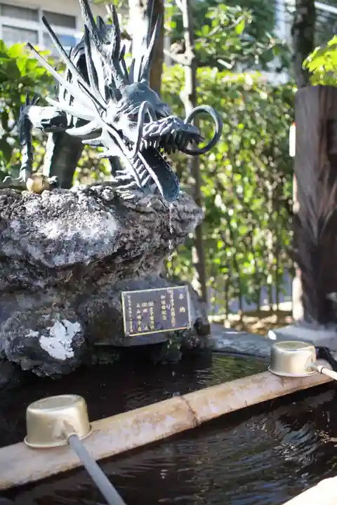 高木神社の手水舎