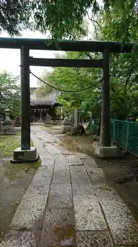 真間稲荷神社の鳥居