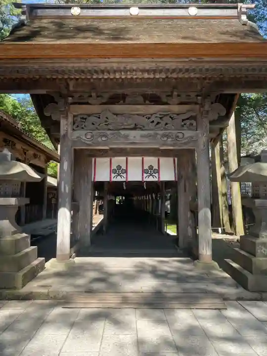 諏訪大社上社前宮(長野県)