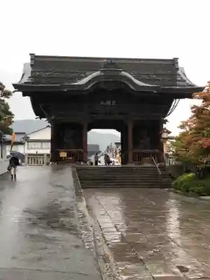 善光寺の山門・神門