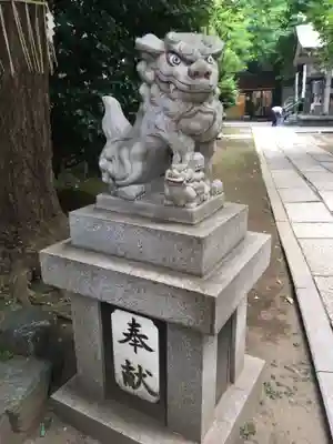 銀杏岡八幡神社の狛犬
