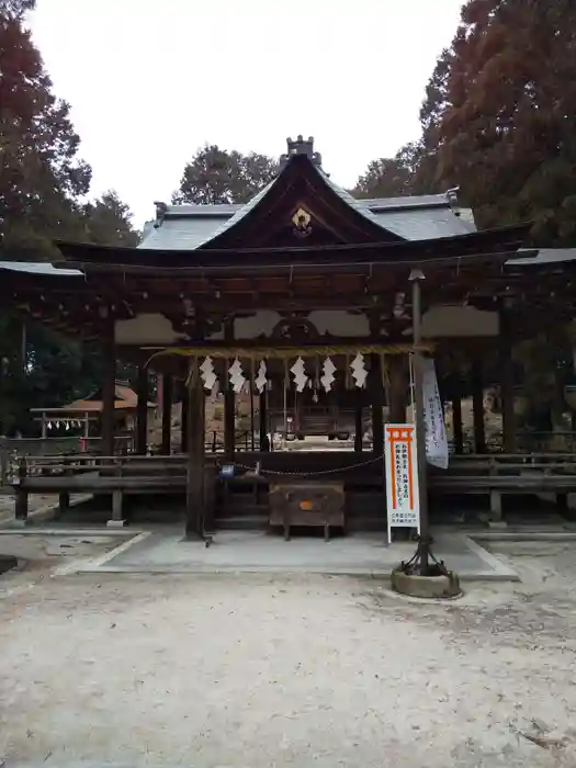 大笹原神社の本殿