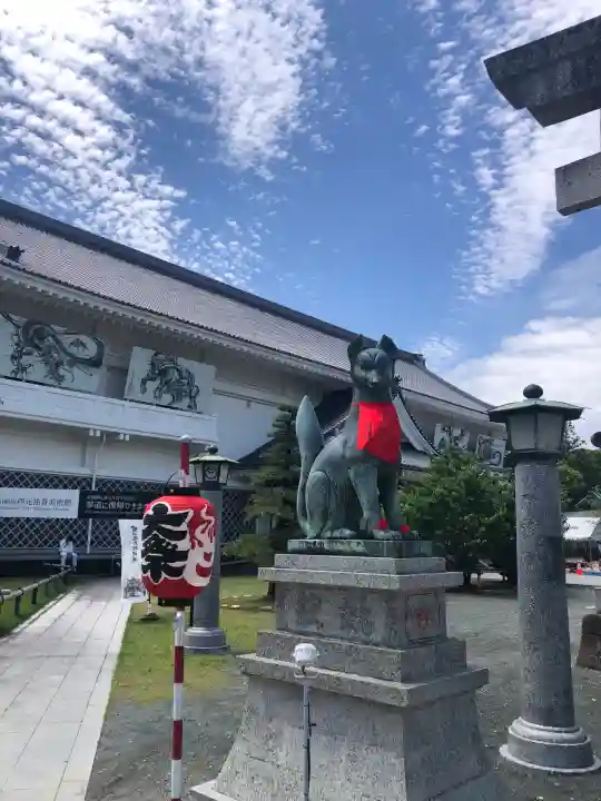 豊川閣 妙厳寺の{uncategorized: "未分類", other: "その他", undefined: "問題あり", building: "その他建物", grave: "お墓", sacred_gate: "鳥居", guardian: "狛犬", statue: "像", buddha: "仏像", history: "歴史", nature: "自然", garden: "庭園", animal: "動物", pagoda: "塔", temizu: "手水舎", mountain_gate: "山門・神門", sanctuary: "本殿・本堂", subordinate: "末社・摂社", art: "芸術", scenery: "景色", jizo: "地蔵", ema: "絵馬", goshuin: "御朱印", omikuji: "おみくじ", items: "授与品その他", amulet: "お守り", goshuincho: "御朱印帳", eats: "食事", festival: "お祭り", votive_dance: "神楽", shichigosan: "七五三参", wedding: "結婚式", experience: "体験その他", initially: "初詣", around: "周辺", anti_infection: "感染症対策"}