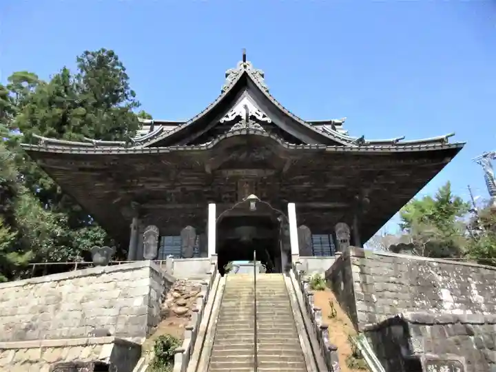芝山仁王尊 観音教寺の山門・神門