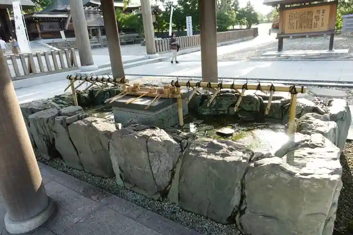 丹後一ノ宮 元伊勢 籠神社の手水舎