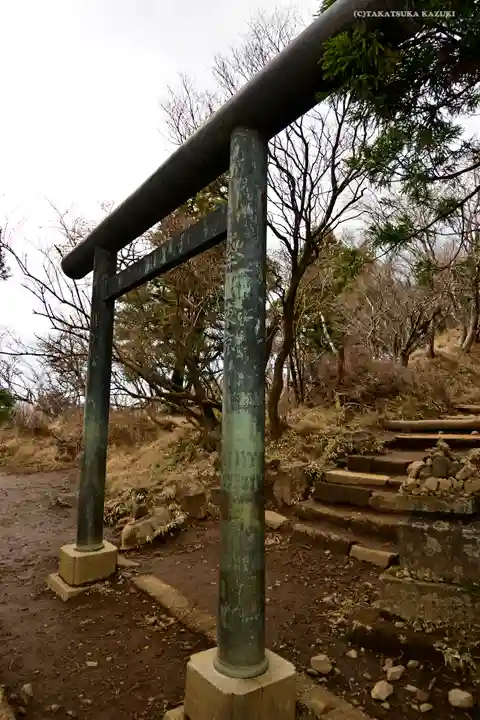 大山阿夫利神社本社の鳥居