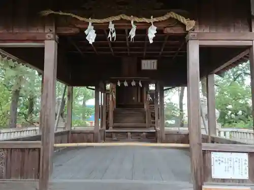 本莊神社の本殿・本堂