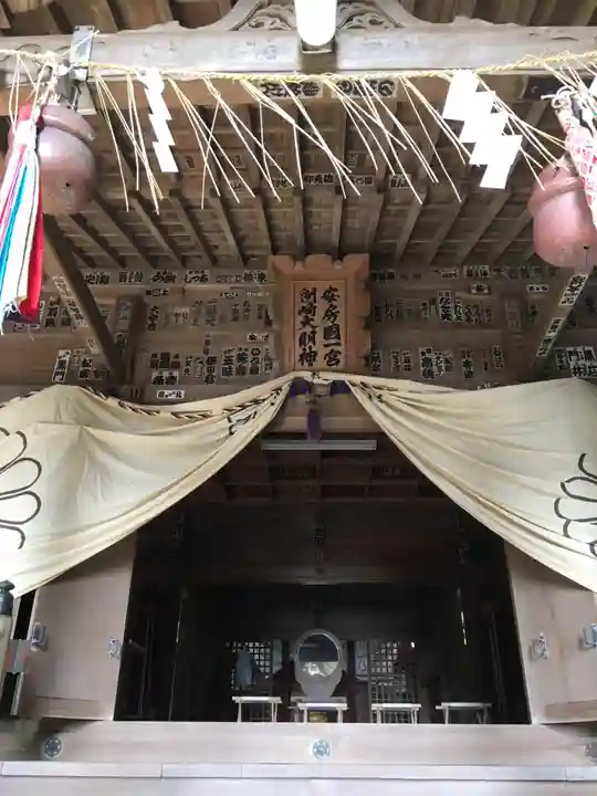 洲崎神社の本殿・本堂