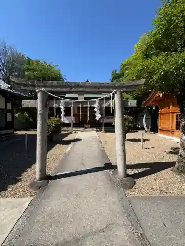 佐奈部神社の{uncategorized: "未分類", other: "その他", undefined: "問題あり", building: "その他建物", grave: "お墓", sacred_gate: "鳥居", guardian: "狛犬", statue: "像", buddha: "仏像", history: "歴史", nature: "自然", garden: "庭園", animal: "動物", pagoda: "塔", temizu: "手水舎", mountain_gate: "山門・神門", sanctuary: "本殿・本堂", subordinate: "末社・摂社", art: "芸術", scenery: "景色", jizo: "地蔵", ema: "絵馬", goshuin: "御朱印", omikuji: "おみくじ", items: "授与品その他", amulet: "お守り", goshuincho: "御朱印帳", eats: "食事", festival: "お祭り", votive_dance: "神楽", shichigosan: "七五三参", wedding: "結婚式", experience: "体験その他", initially: "初詣", around: "周辺", anti_infection: "感染症対策"}