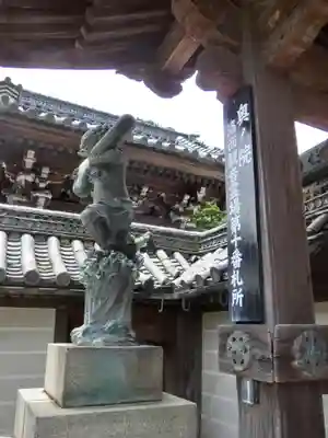 柳谷観音 楊谷寺の像