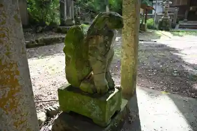 白鳥神社の狛犬