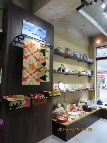 長崎尾曲がり猫神社の授与品その他