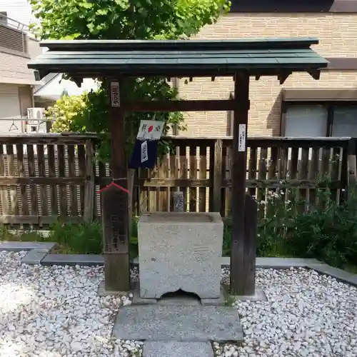 船橋東照宮の手水舎