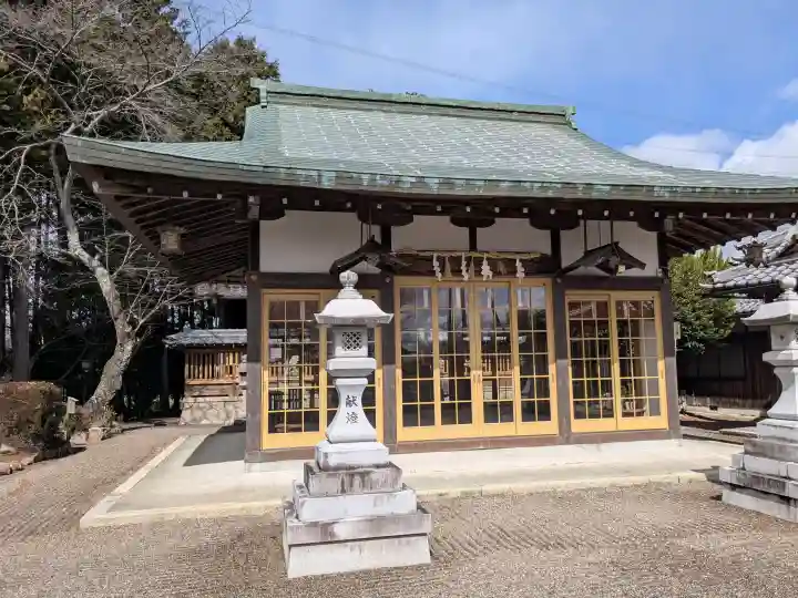 八坂神社の{uncategorized: "未分類", other: "その他", undefined: "問題あり", building: "その他建物", grave: "お墓", sacred_gate: "鳥居", guardian: "狛犬", statue: "像", buddha: "仏像", history: "歴史", nature: "自然", garden: "庭園", animal: "動物", pagoda: "塔", temizu: "手水舎", mountain_gate: "山門・神門", sanctuary: "本殿・本堂", subordinate: "末社・摂社", art: "芸術", scenery: "景色", jizo: "地蔵", ema: "絵馬", goshuin: "御朱印", omikuji: "おみくじ", items: "授与品その他", amulet: "お守り", goshuincho: "御朱印帳", eats: "食事", festival: "お祭り", votive_dance: "神楽", shichigosan: "七五三参", wedding: "結婚式", experience: "体験その他", initially: "初詣", around: "周辺", anti_infection: "感染症対策"}