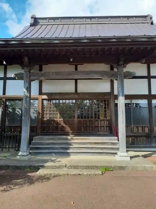 自性院の本殿・本堂