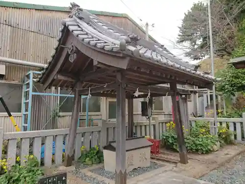 秋葉社の手水舎