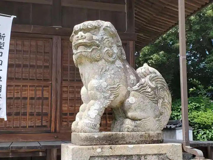 広幡神社の狛犬