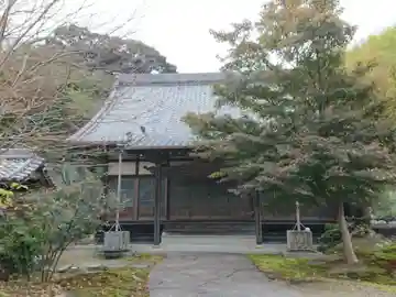 浄円寺の本殿・本堂