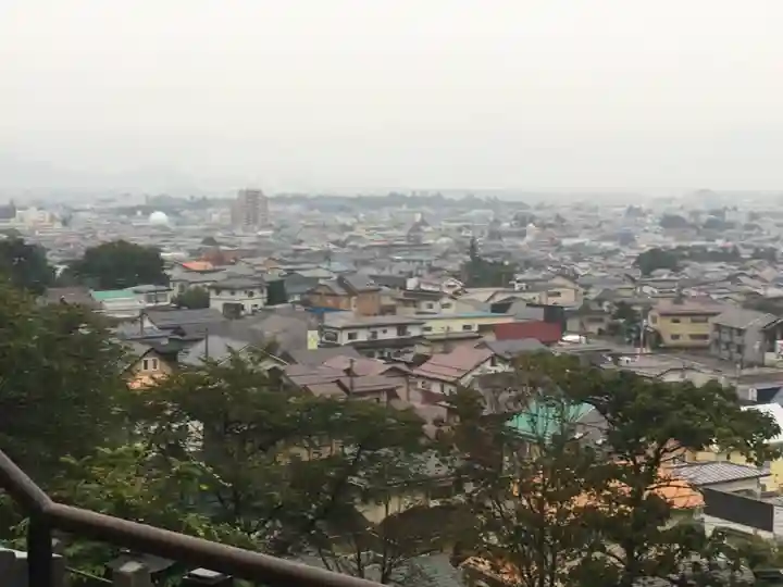 円通三匝堂(さざえ堂)の景色