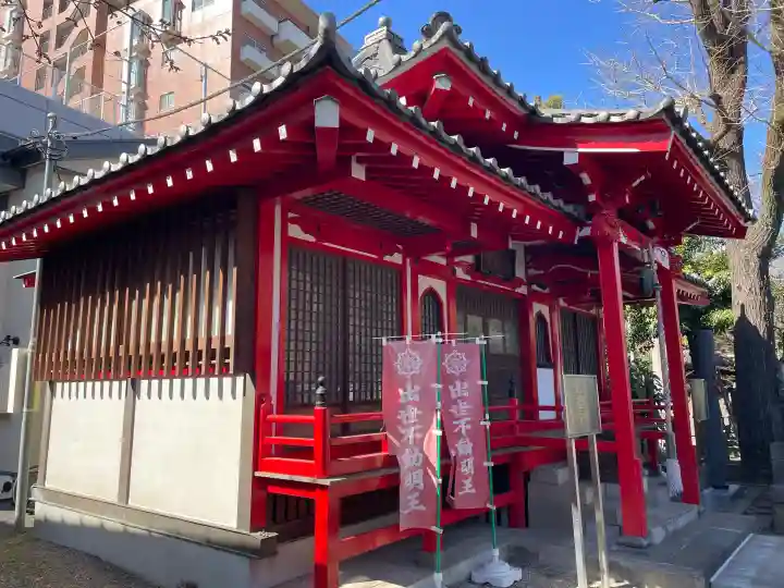 願行寺の{uncategorized: "未分類", other: "その他", undefined: "問題あり", building: "その他建物", grave: "お墓", sacred_gate: "鳥居", guardian: "狛犬", statue: "像", buddha: "仏像", history: "歴史", nature: "自然", garden: "庭園", animal: "動物", pagoda: "塔", temizu: "手水舎", mountain_gate: "山門・神門", sanctuary: "本殿・本堂", subordinate: "末社・摂社", art: "芸術", scenery: "景色", jizo: "地蔵", ema: "絵馬", goshuin: "御朱印", omikuji: "おみくじ", items: "授与品その他", amulet: "お守り", goshuincho: "御朱印帳", eats: "食事", festival: "お祭り", votive_dance: "神楽", shichigosan: "七五三参", wedding: "結婚式", experience: "体験その他", initially: "初詣", around: "周辺", anti_infection: "感染症対策"}