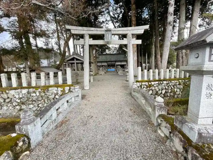 三上六所神社(滋賀県)