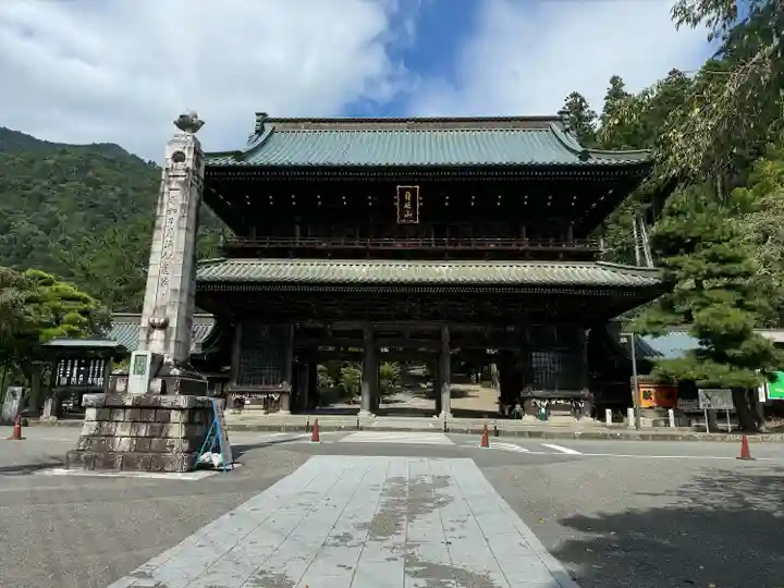 久遠寺(山梨県)