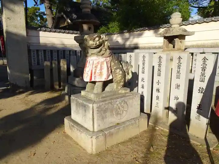 猪名野神社の狛犬