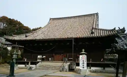 太山寺の本殿