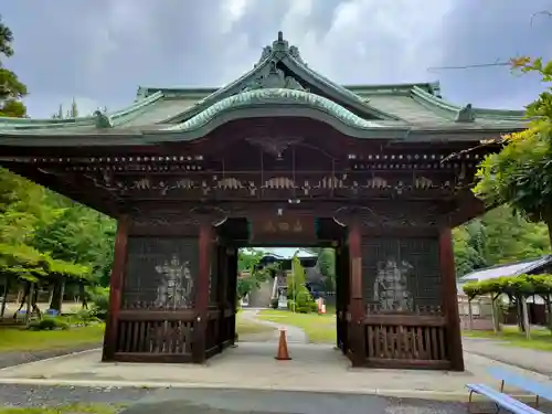 貞照寺の山門・神門