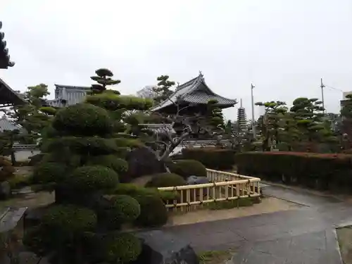 西林寺(愛媛県)