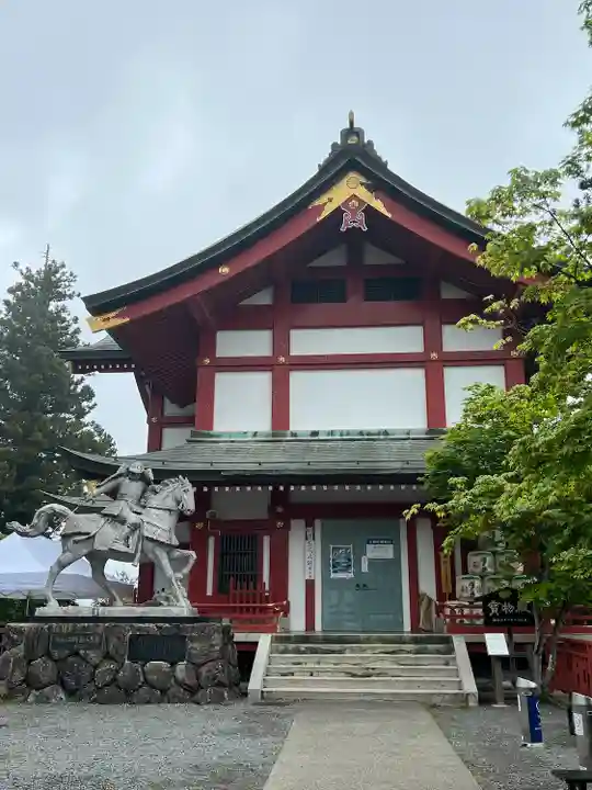 武蔵御嶽神社の本殿・本堂