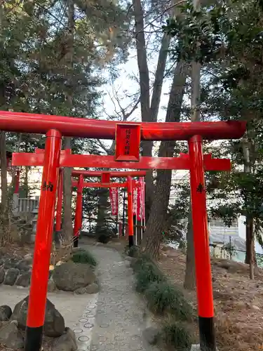 霧島稲荷大明神の鳥居