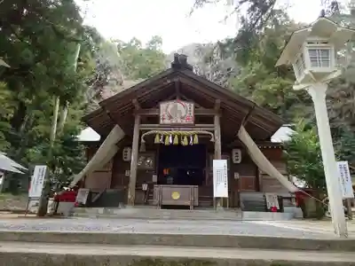 高倉神社の本殿・本堂
