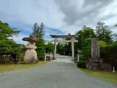 越中一宮 髙瀬神社の鳥居