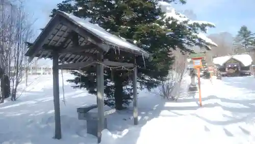 紅葉山神社の手水